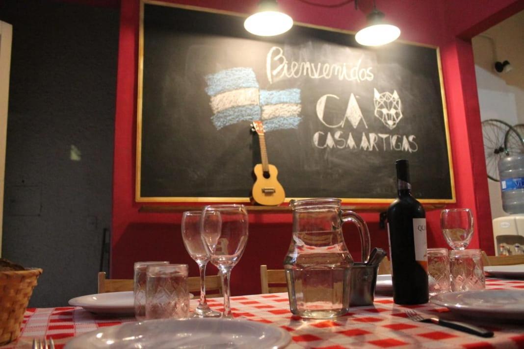 Casa Artigas Hostel Córdoba Eksteriør bilde
